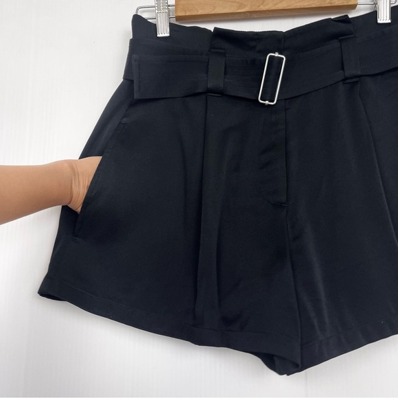 A.L.C DELIAH HIGH-WAIST DRAPEY PLEATED SATEEN SHORTS IN BLACK 2 - Picture 2 of 6